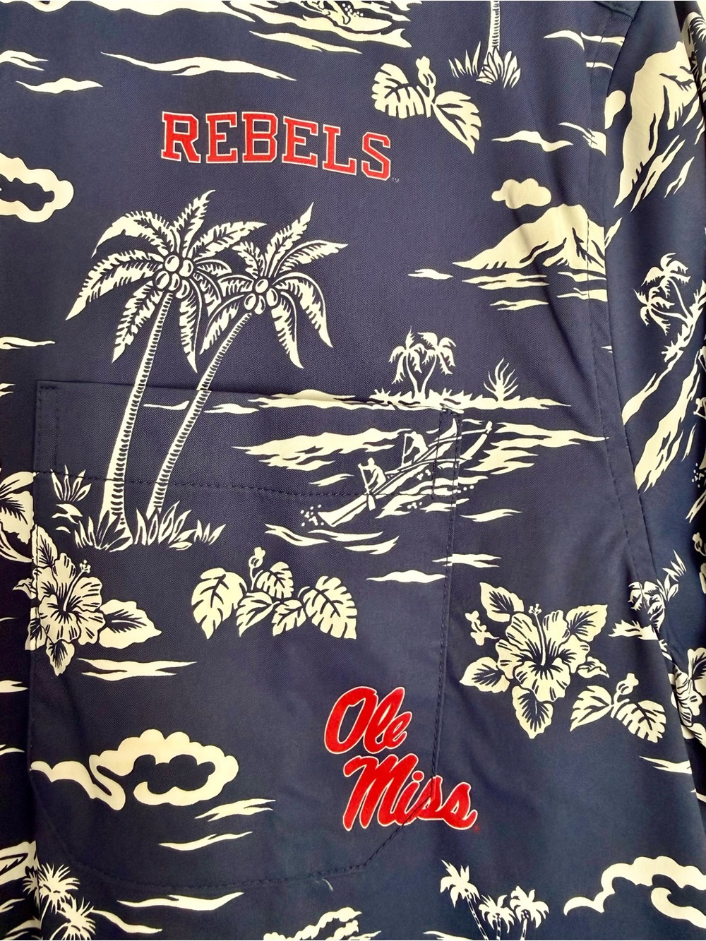Reyn Spooner Ole Miss Navy & White Hawaiian Button-Down with Red Accents - Picture 3 of 4